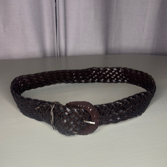 Leather belt - Picture 1 of 3